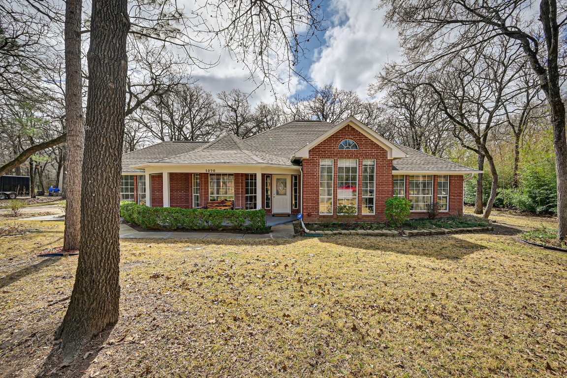 1070 Oak Hollow Lane Seagoville TX 75159