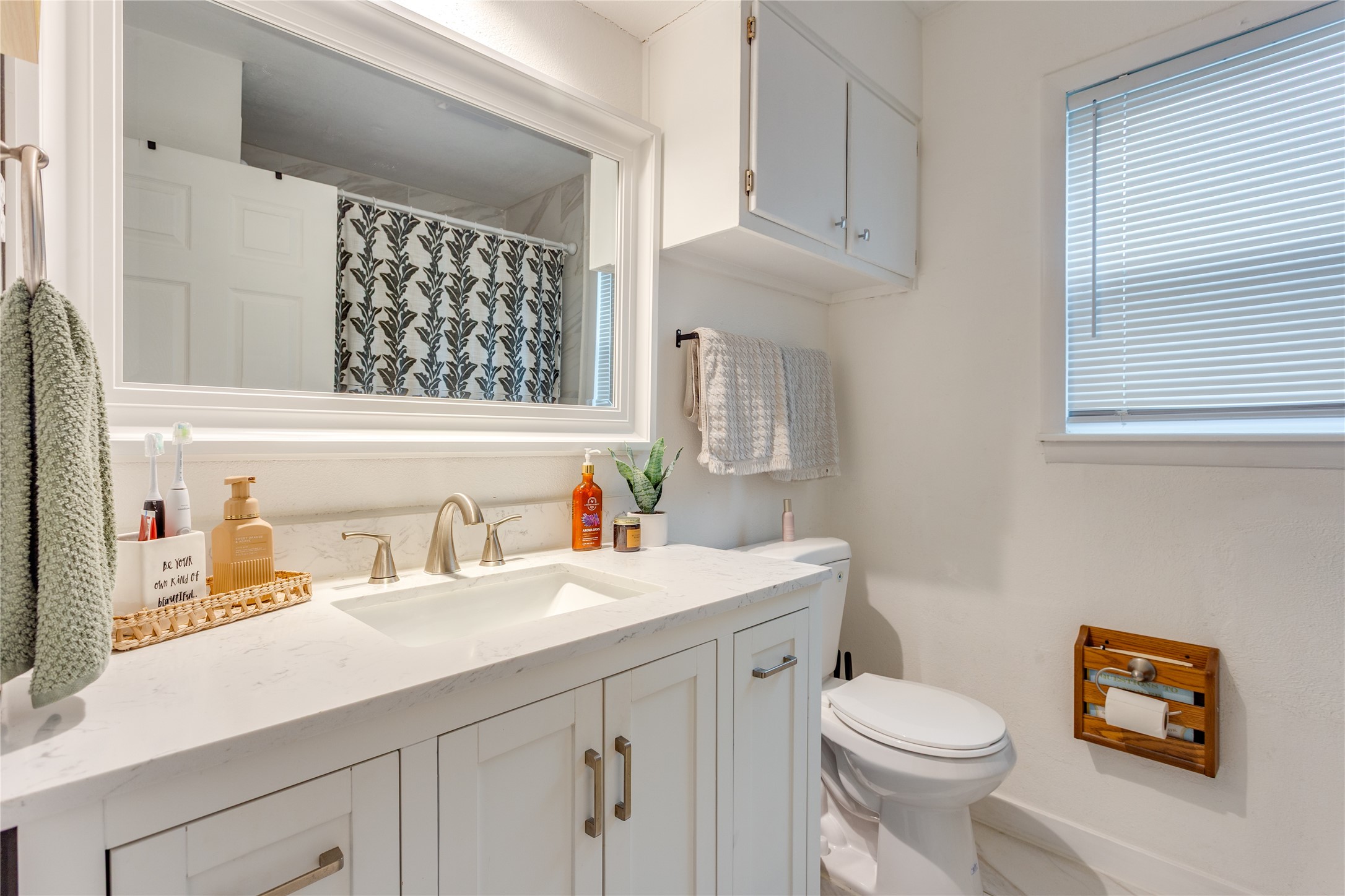 2012 Bradford Drive Arlington TX 76010