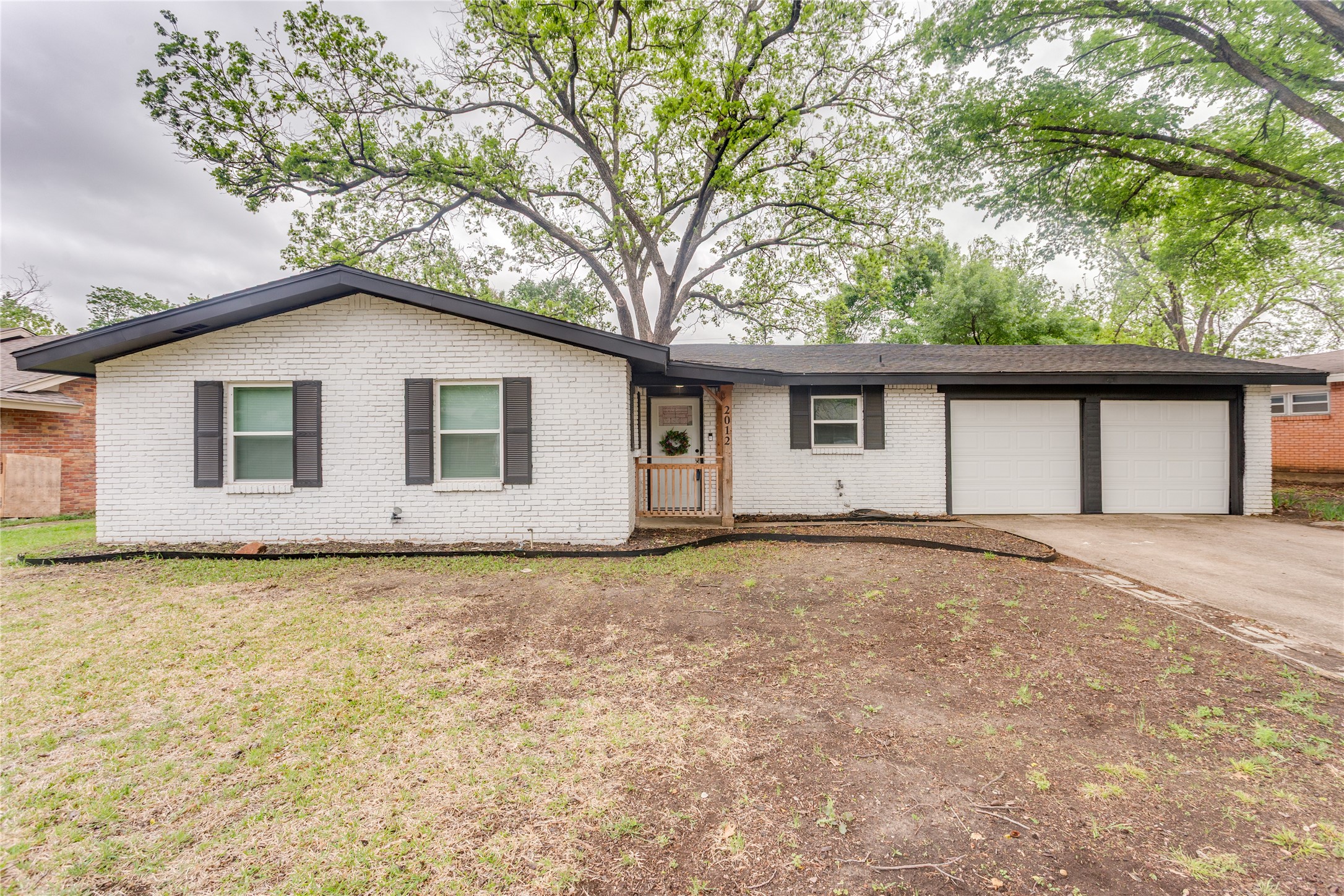 2012 Bradford Drive Arlington TX 76010
