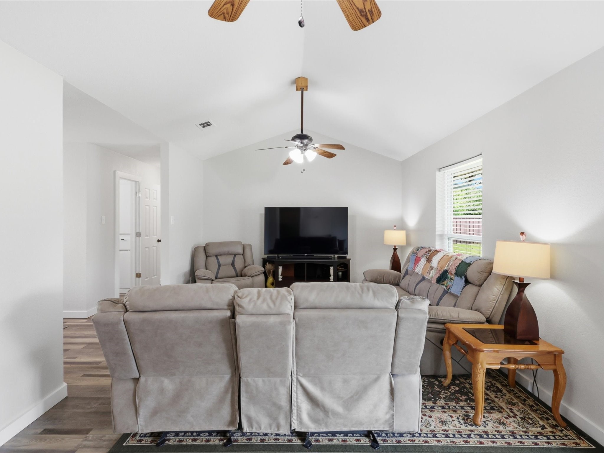 636 E Eubank Street Mabank TX 75147
