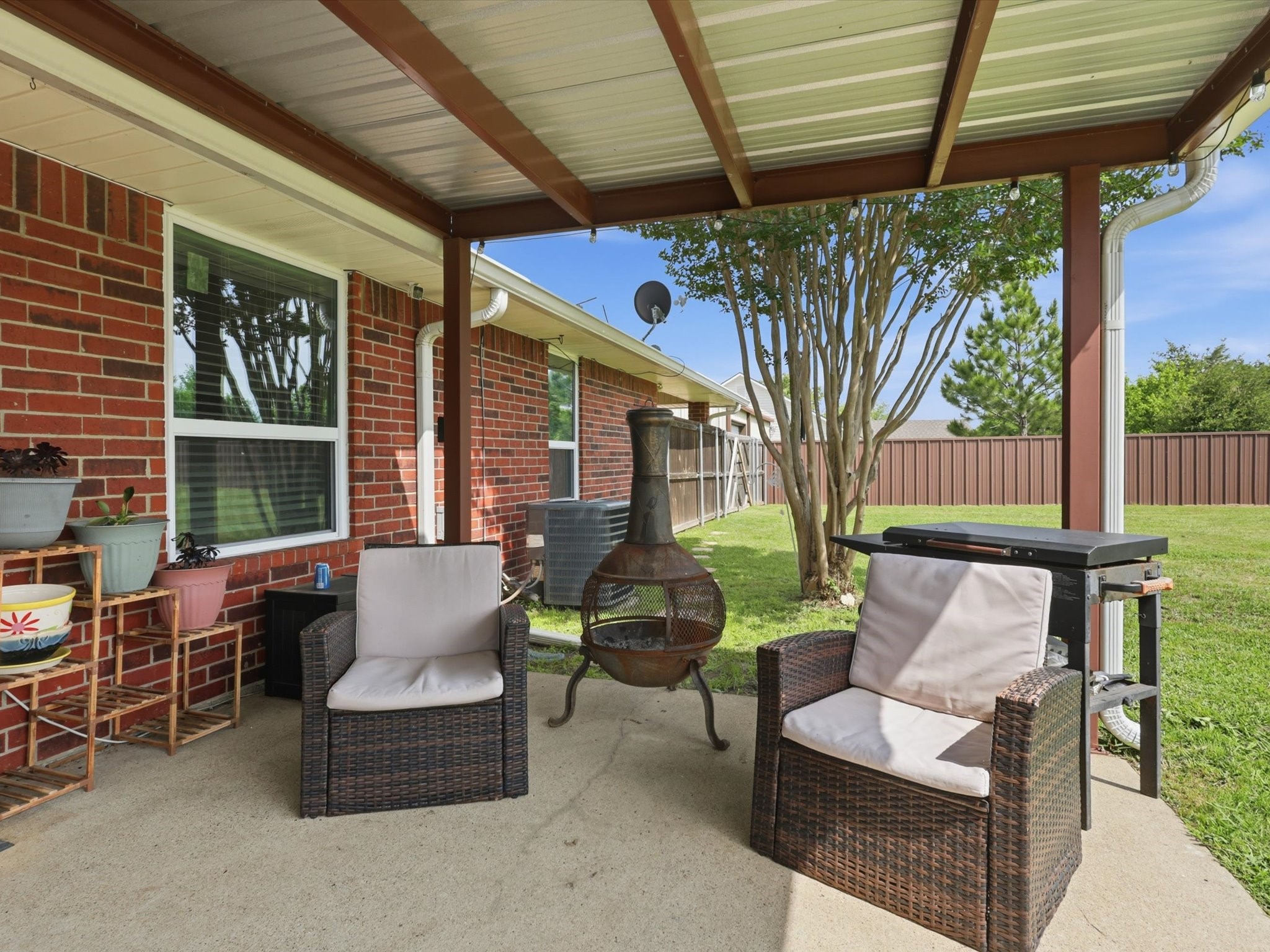636 E Eubank Street Mabank TX 75147