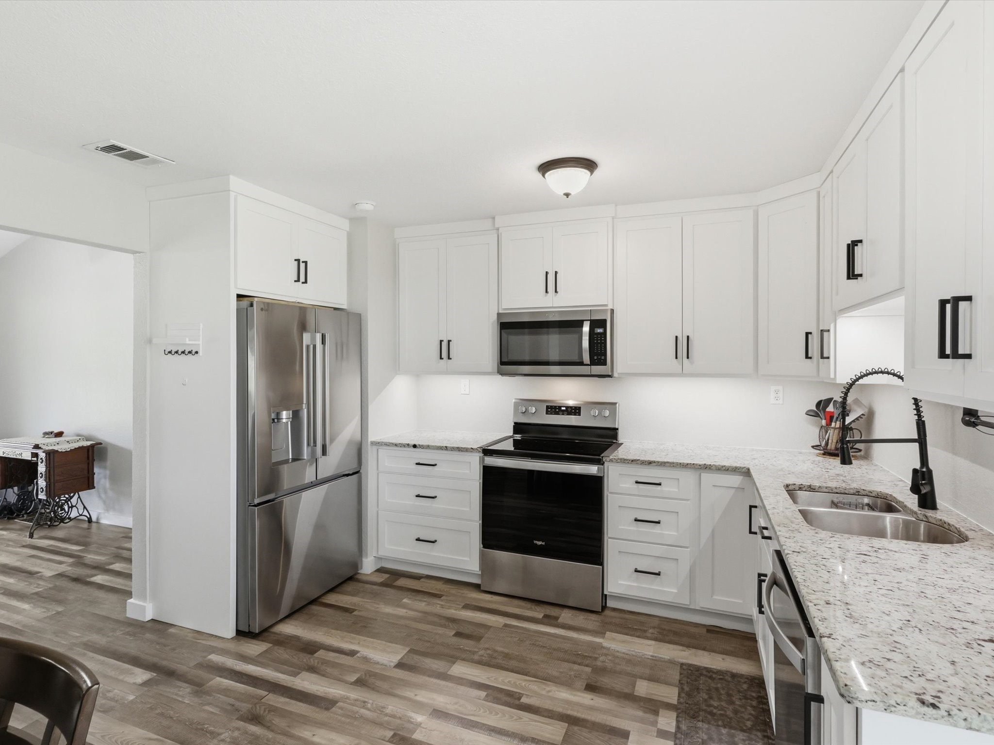 636 E Eubank Street Mabank TX 75147