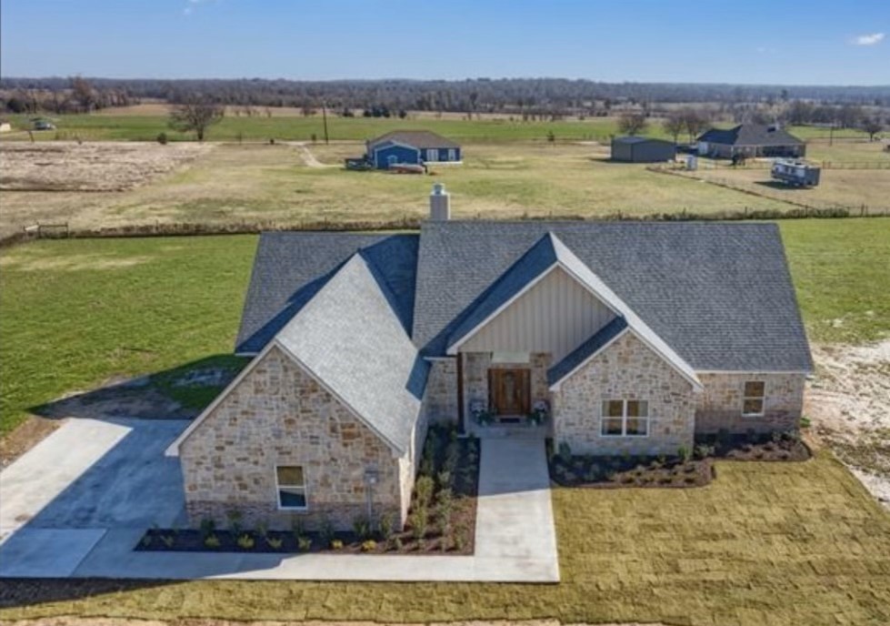 2505 Vz County Road 2511 Canton TX 75103