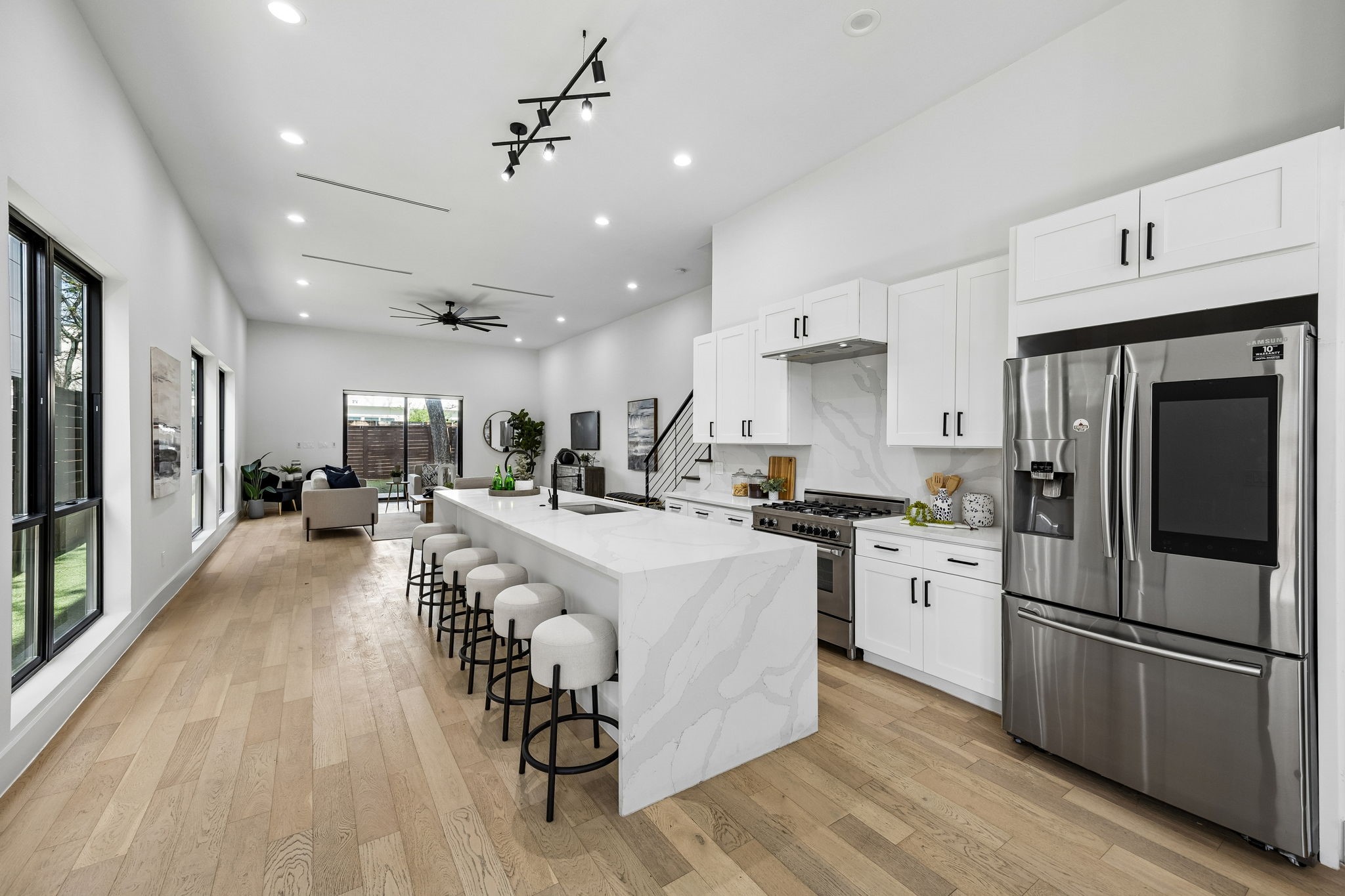 4217 Roseland Avenue Dallas TX 75204