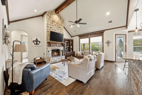 1919 County Road 4371 Decatur TX 76234