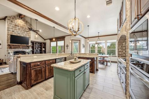 1919 County Road 4371 Decatur TX 76234