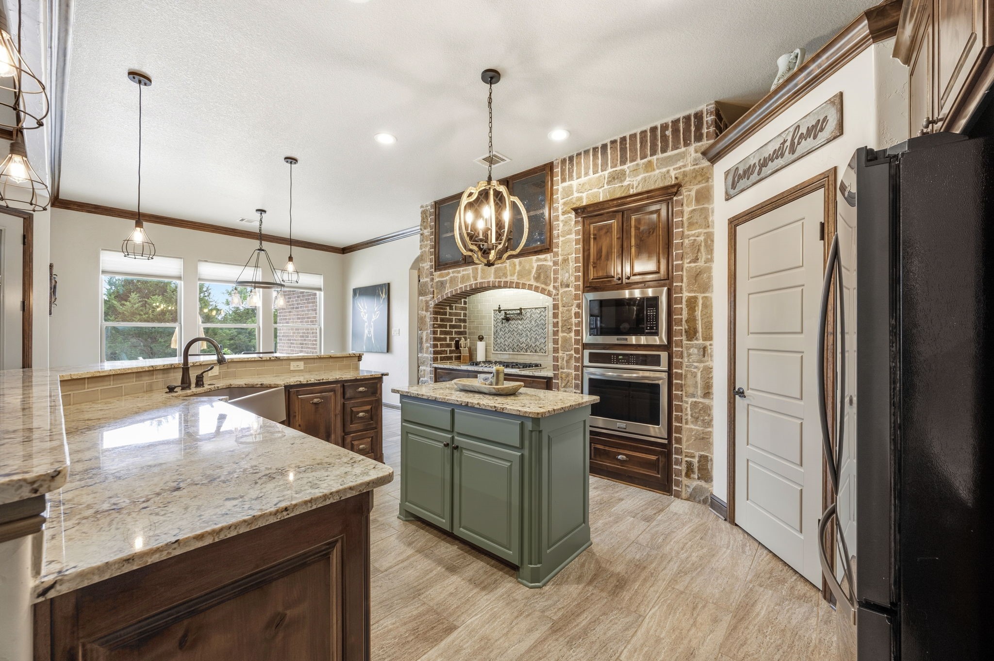 1919 County Road 4371 Decatur TX 76234