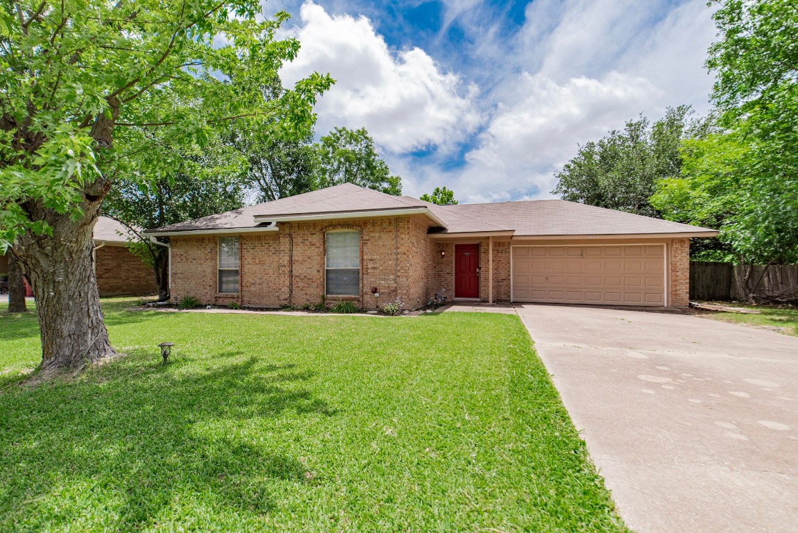 917 Oak Grove Lane Royse City TX 75189
