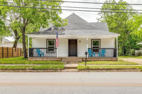 607 Granbury Street Cleburne TX 76033