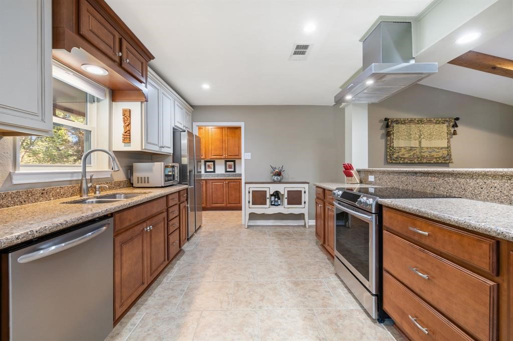 635 Old Justin Road Argyle TX 76226