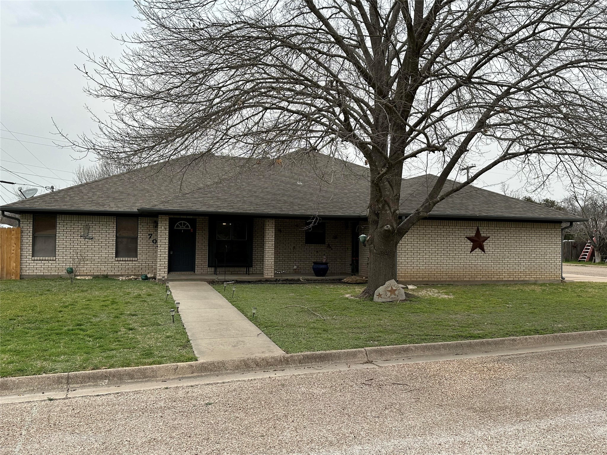 704 Miller Circle Meridian TX 76665