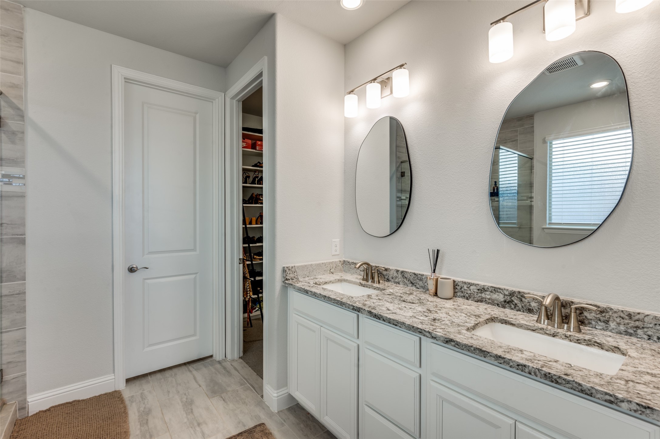 2516 Acadia Drive Corinth TX 76210