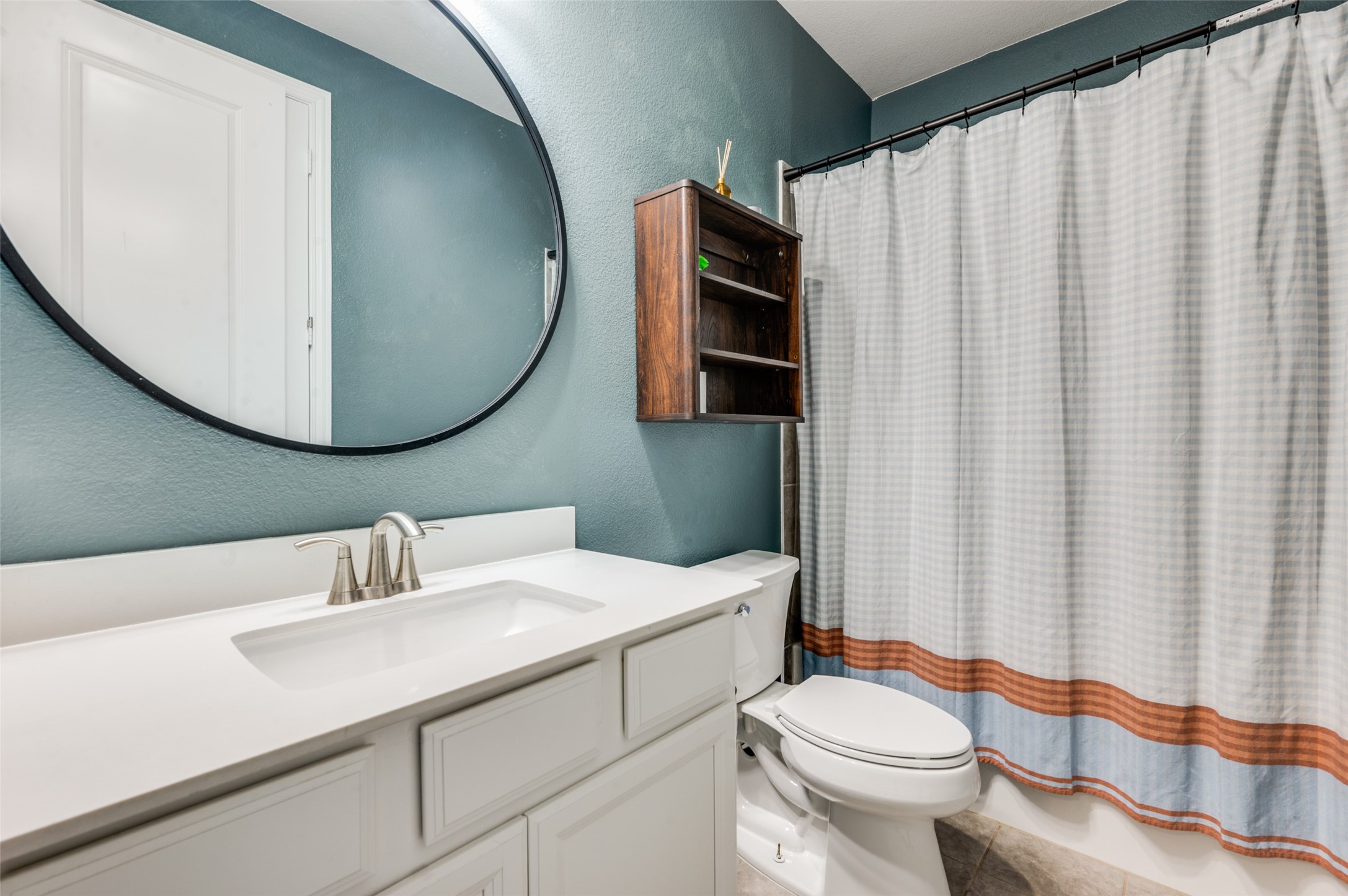 2516 Acadia Drive Corinth TX 76210
