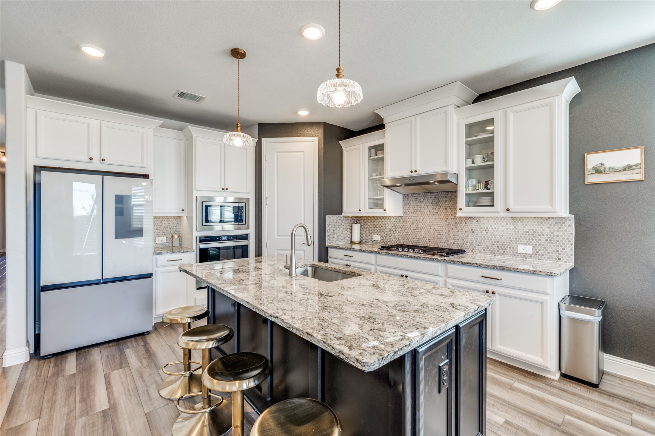 2516 Acadia Drive Corinth TX 76210
