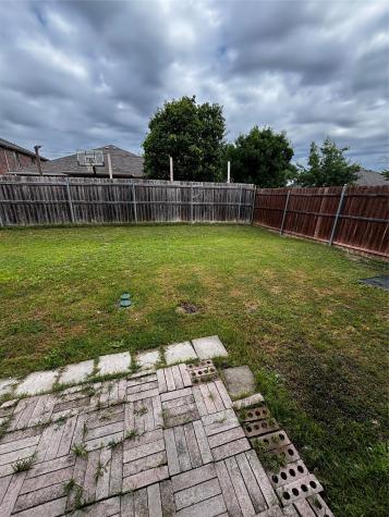 2027 Lake Trail Drive Heartland TX 75126
