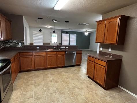 2027 Lake Trail Drive Heartland TX 75126