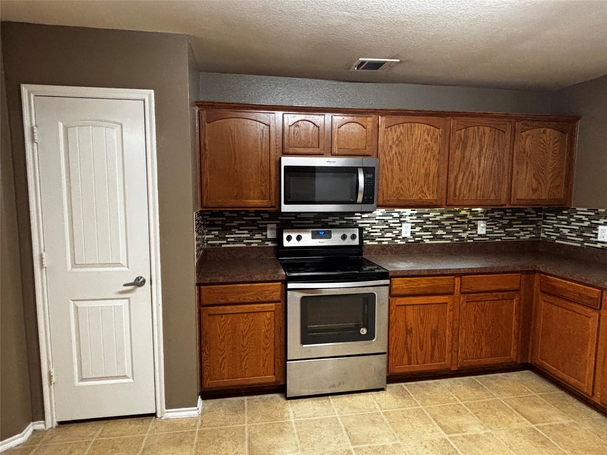 2027 Lake Trail Drive Heartland TX 75126