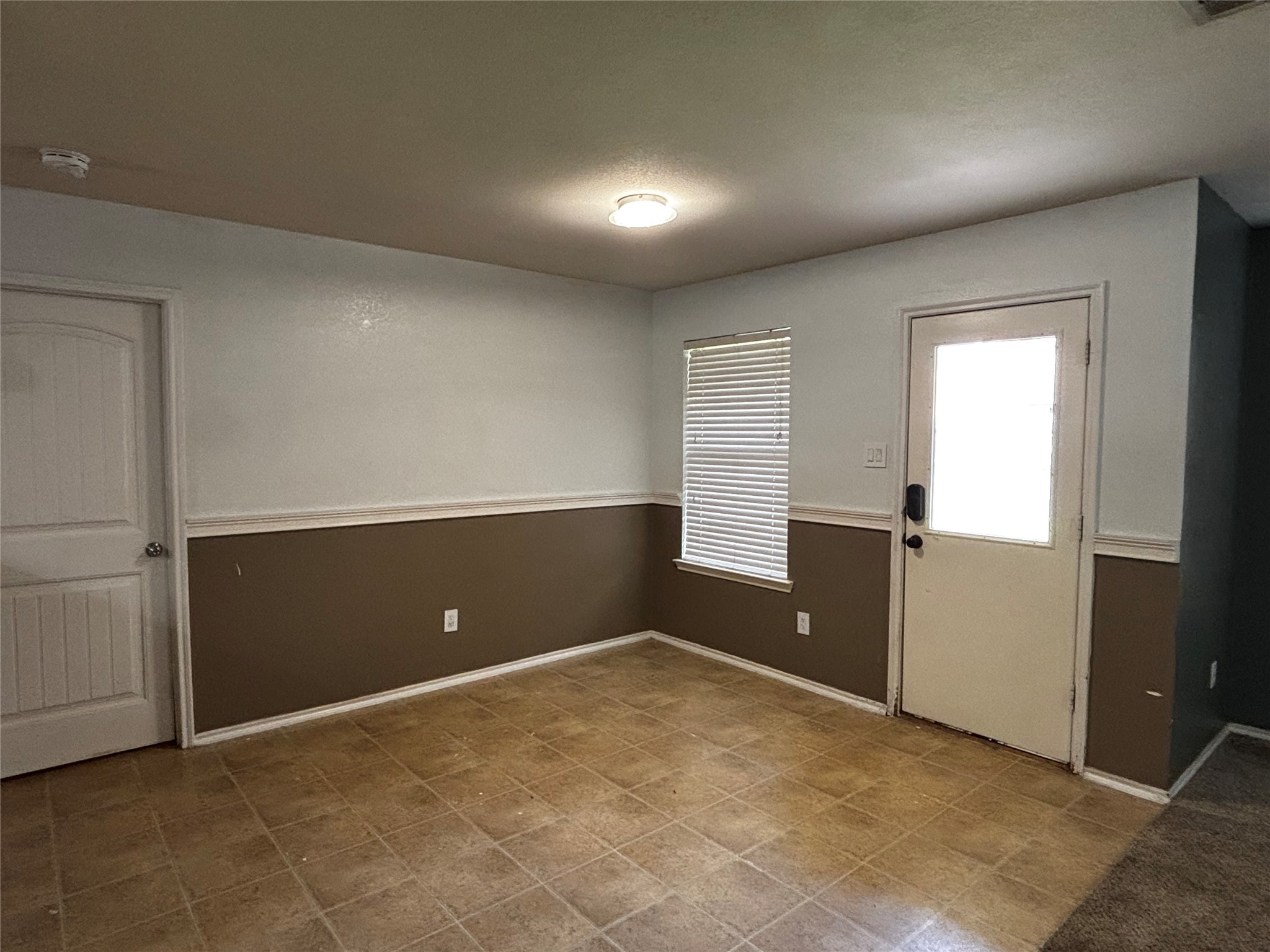 2027 Lake Trail Drive Heartland TX 75126