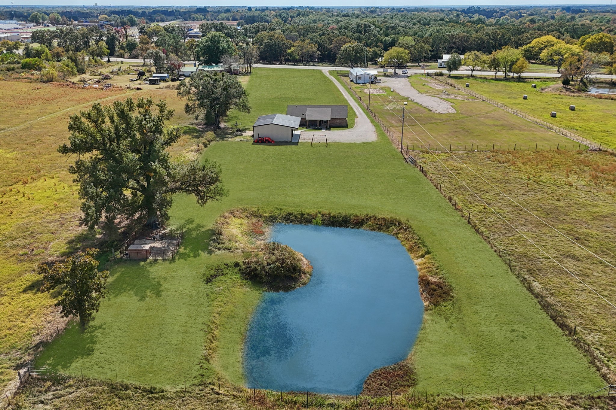 2068 W Us Highway 69 Emory TX 75440