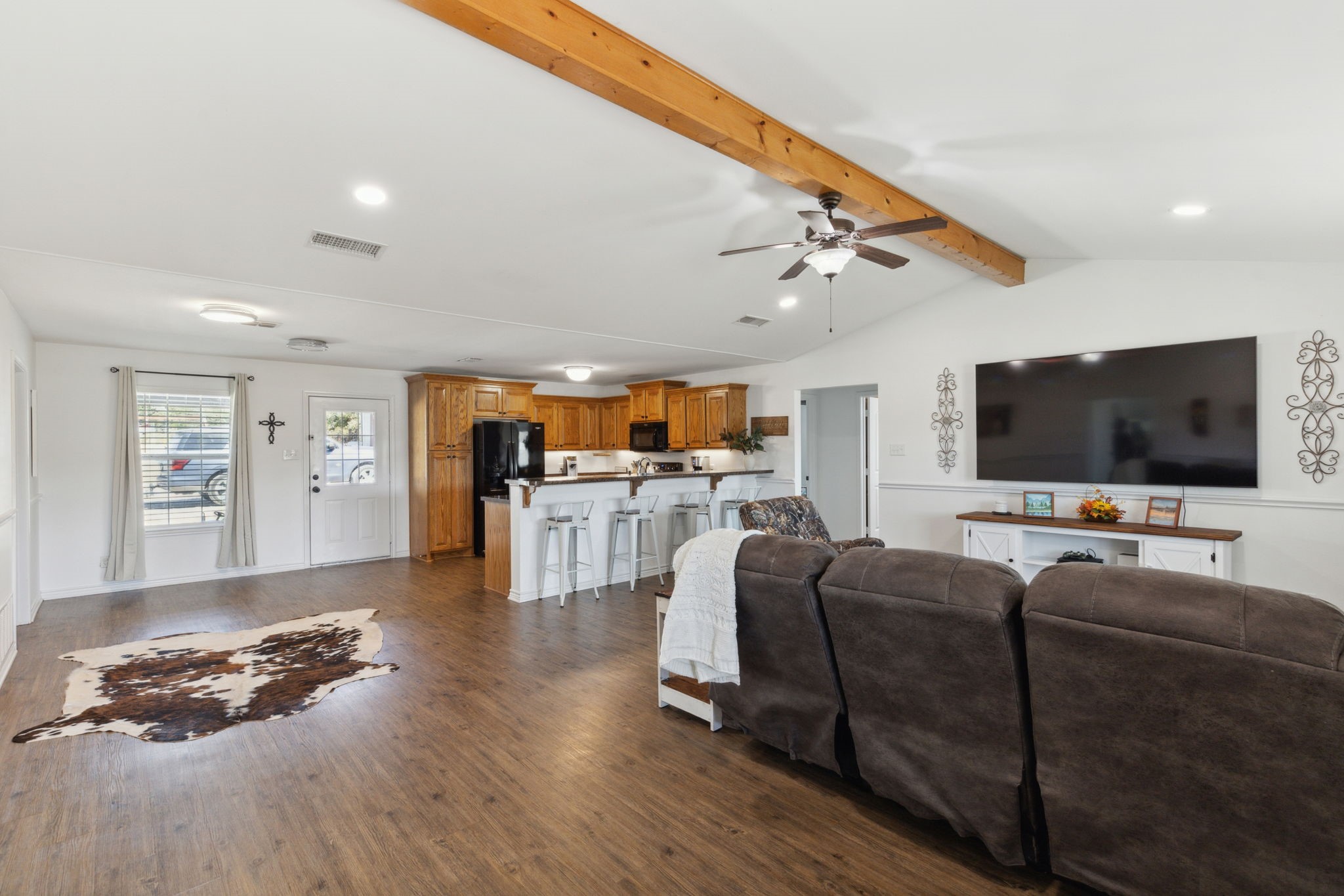 2068 W Us Highway 69 Emory TX 75440