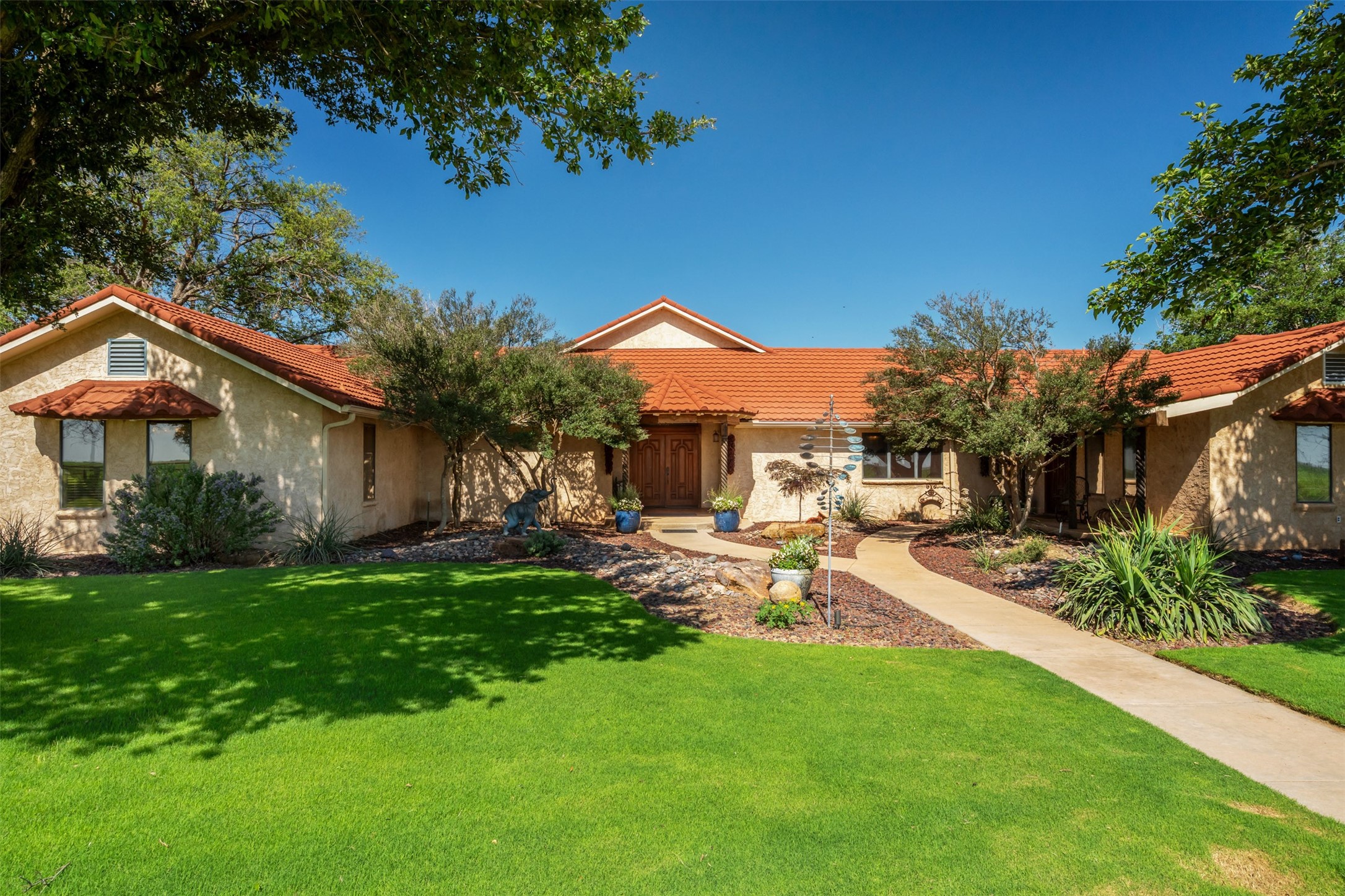 2246 County Road 185 Rochester TX 79544