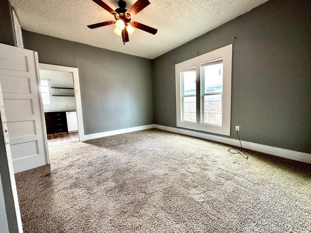 780 W Elm Street Stephenville TX 76401