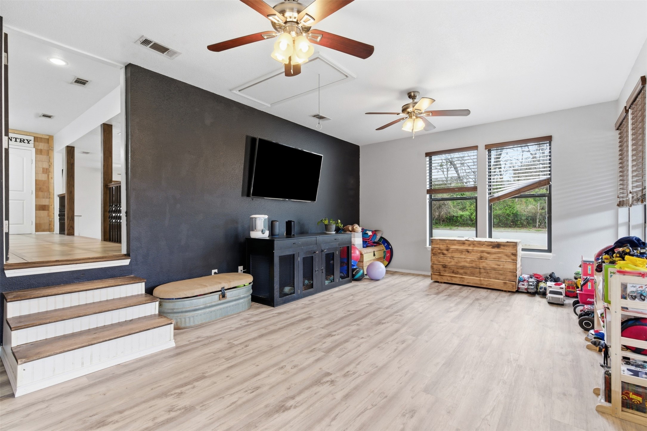 208 E Columbia Street Weatherford TX 76086