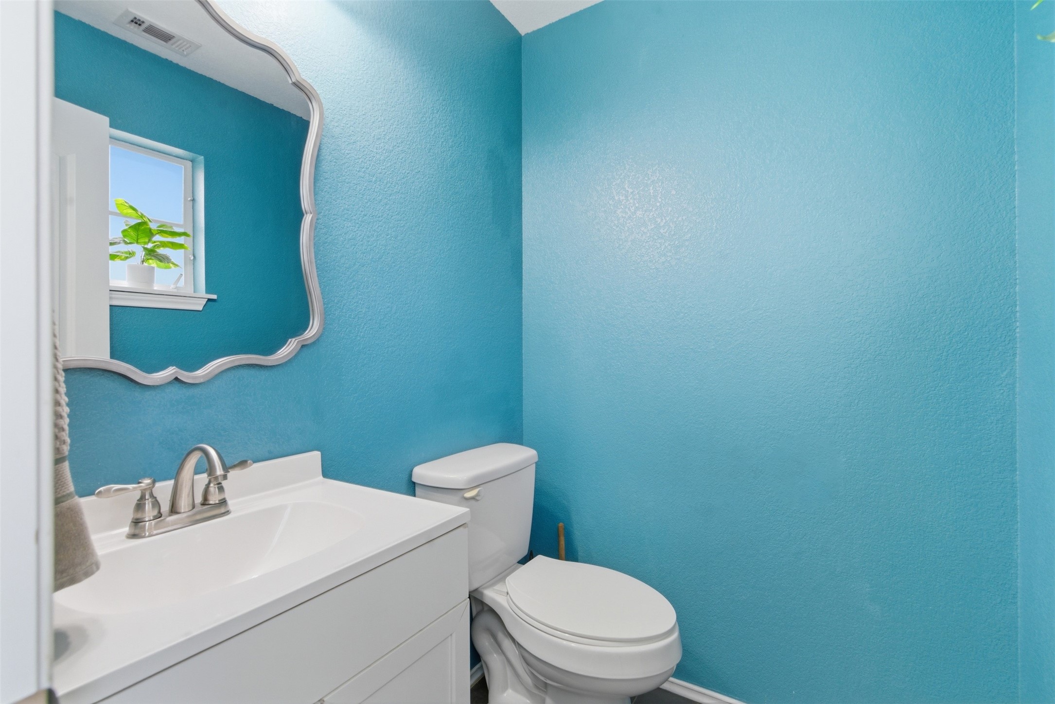 208 E Columbia Street Weatherford TX 76086