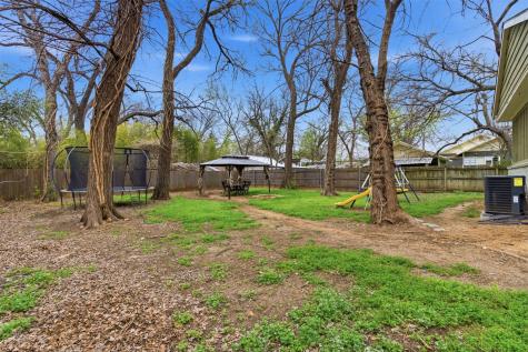 208 E Columbia Street Weatherford TX 76086