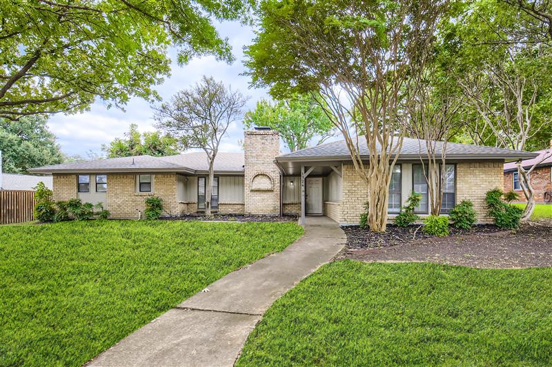 1724 Midcrest Drive Plano TX 75075