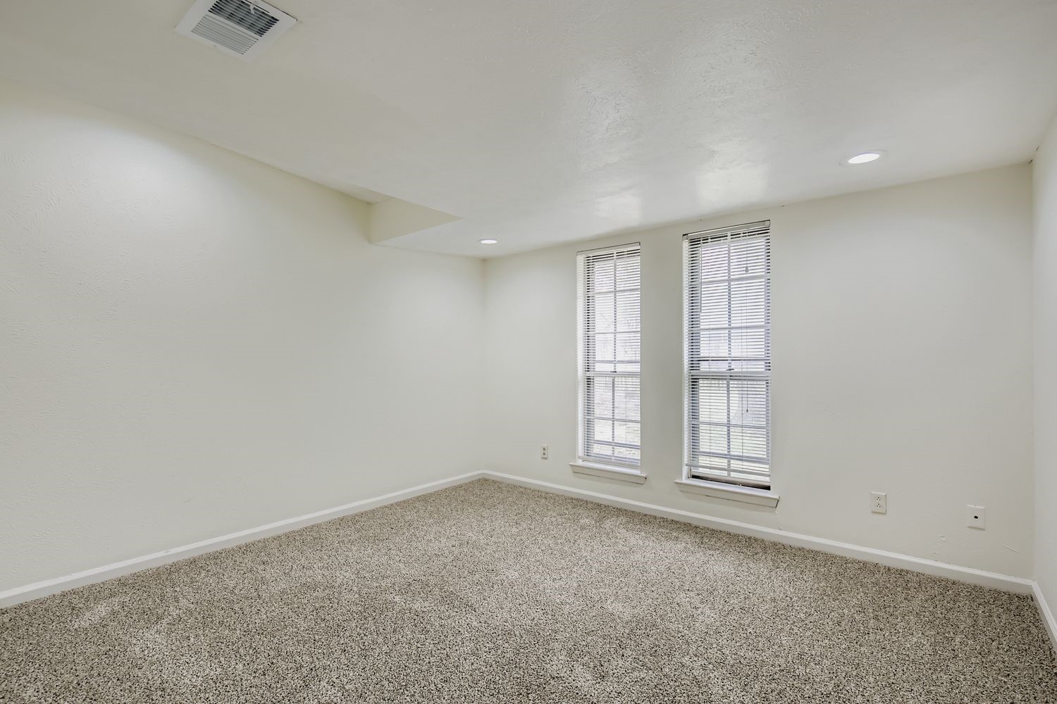 1724 Midcrest Drive Plano TX 75075