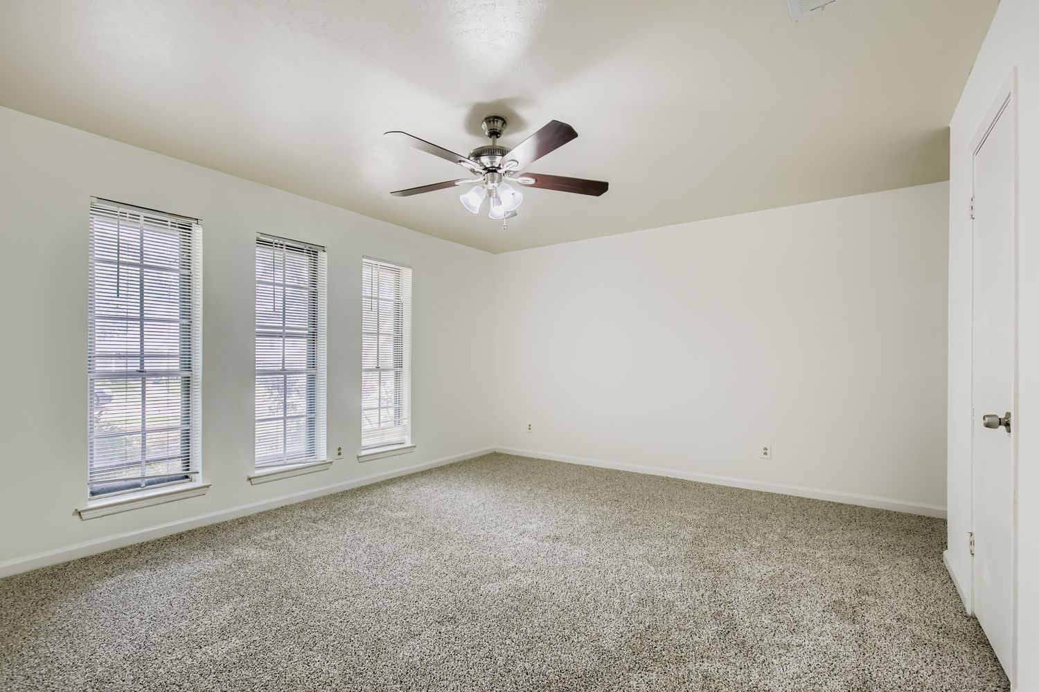 1724 Midcrest Drive Plano TX 75075