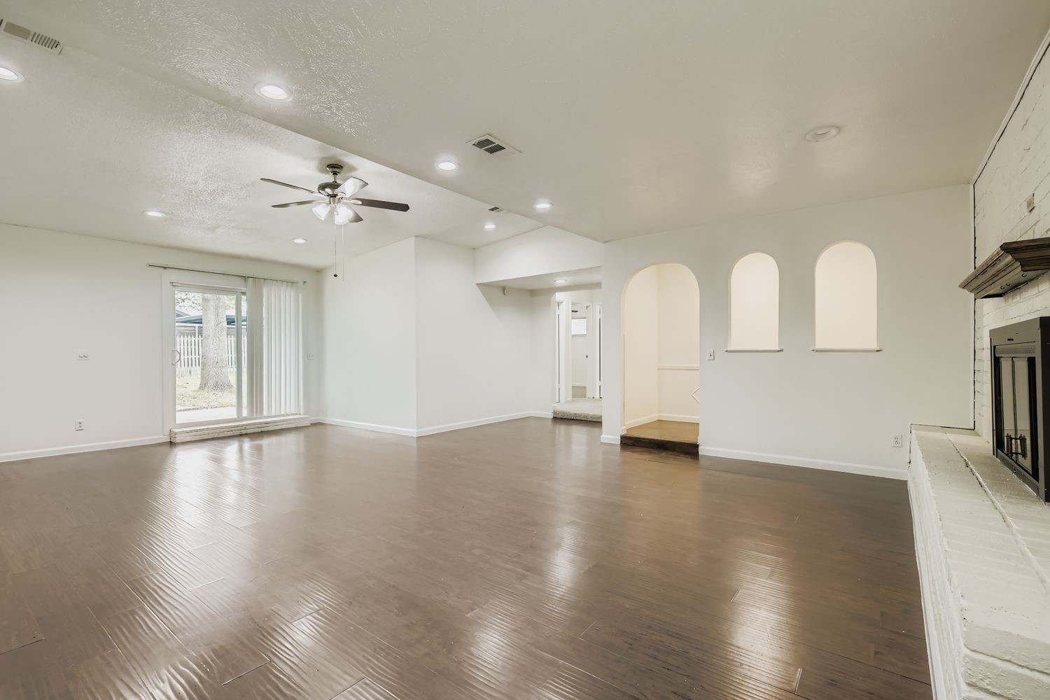 1724 Midcrest Drive Plano TX 75075