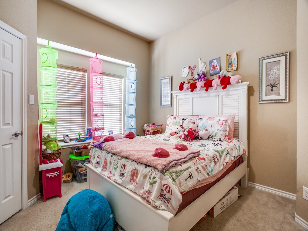 621 Buelwood Court Desoto TX 75115