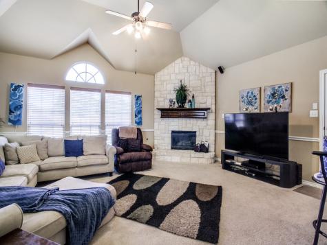 621 Buelwood Court Desoto TX 75115
