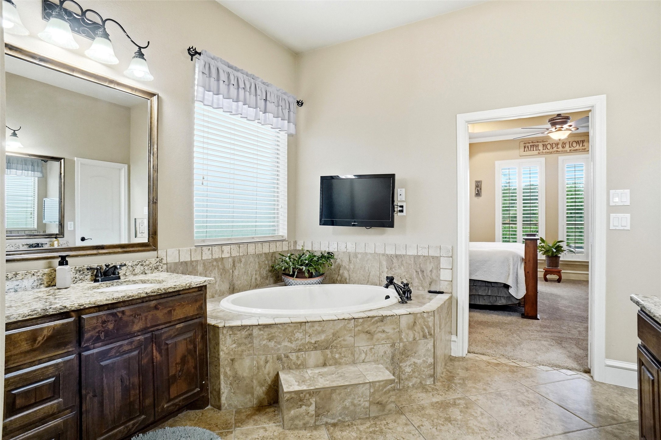 124 Carnes Court Springtown TX 76082
