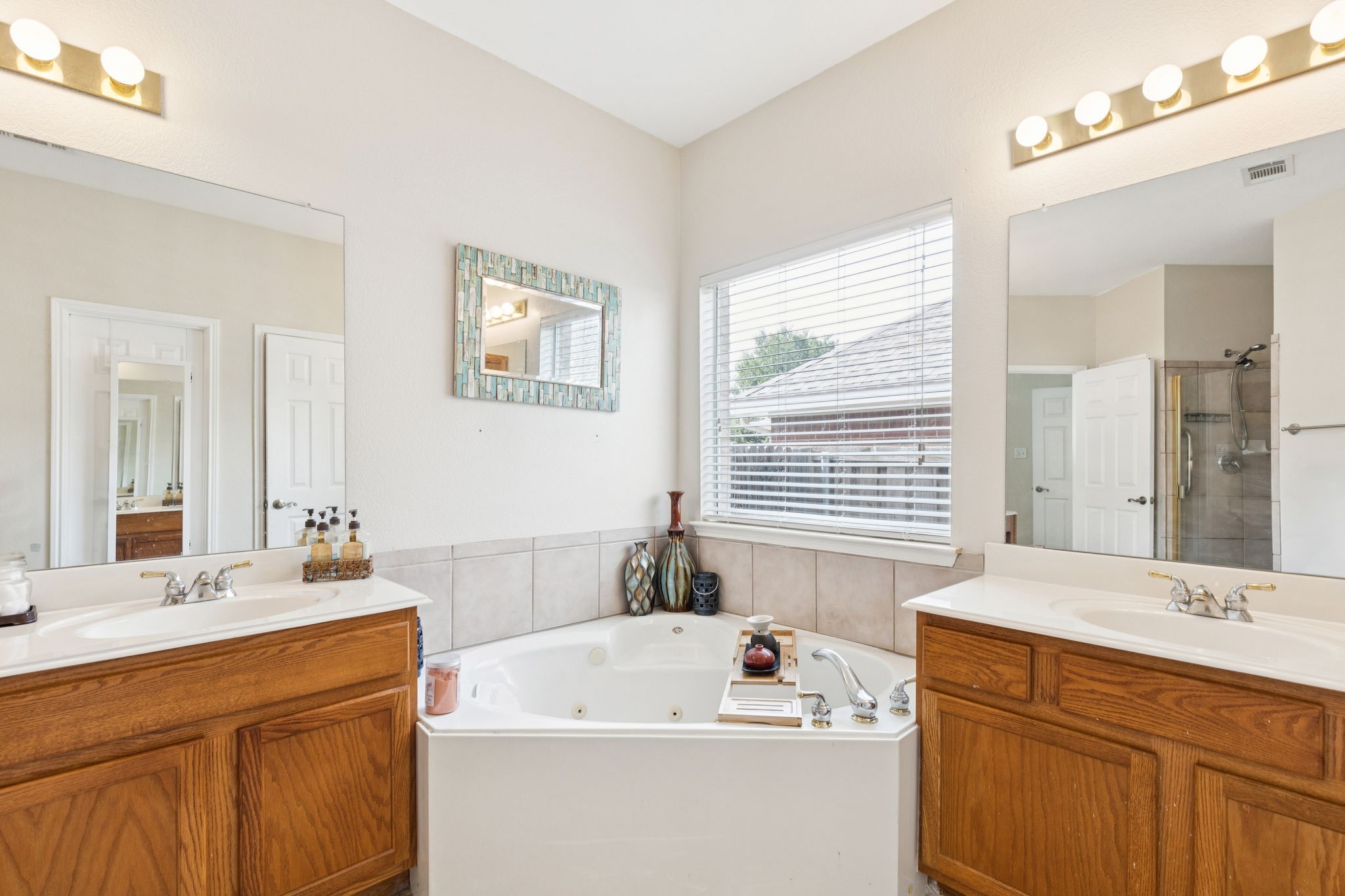 8501 Viridian Lane Fort Worth TX 76123