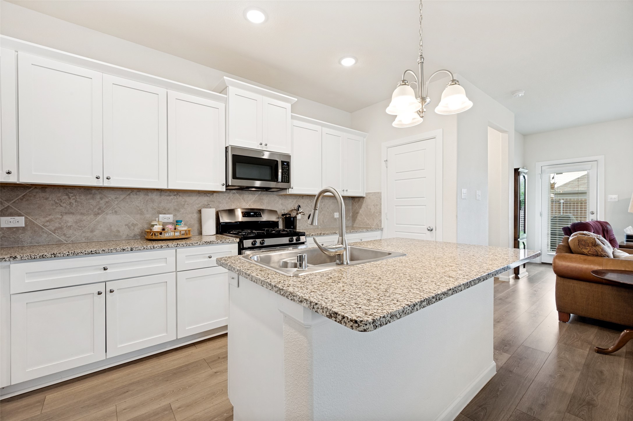 413 Wiggins Way Van Alstyne TX 75495