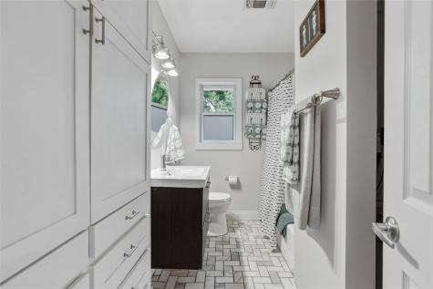 805 Finch Avenue Mckinney TX 75069