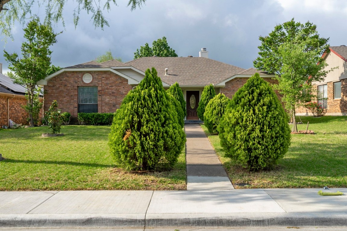 738 Harvester Lane Mesquite TX 75150
