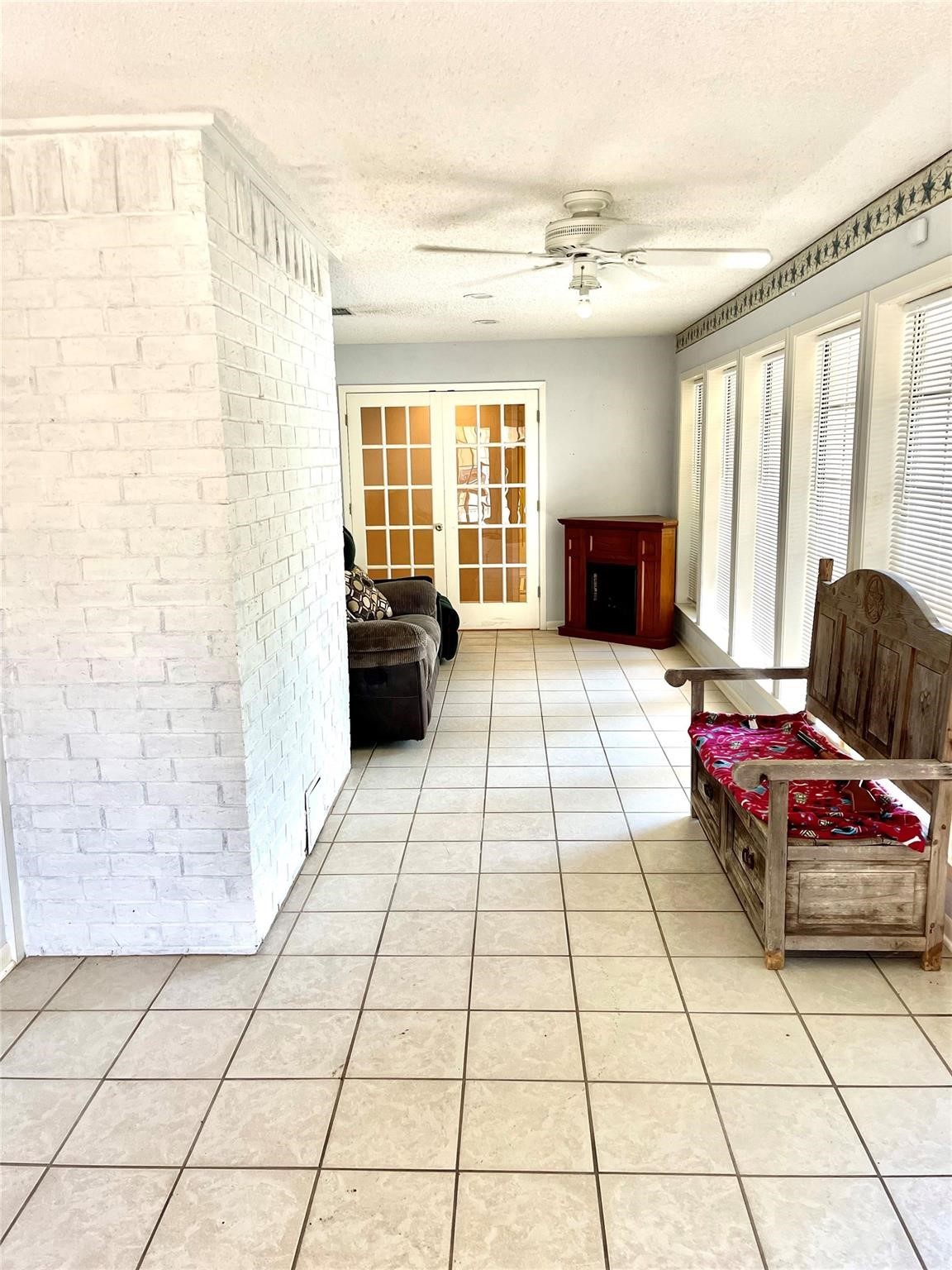 710 S Main Street Tehuacana TX 76686