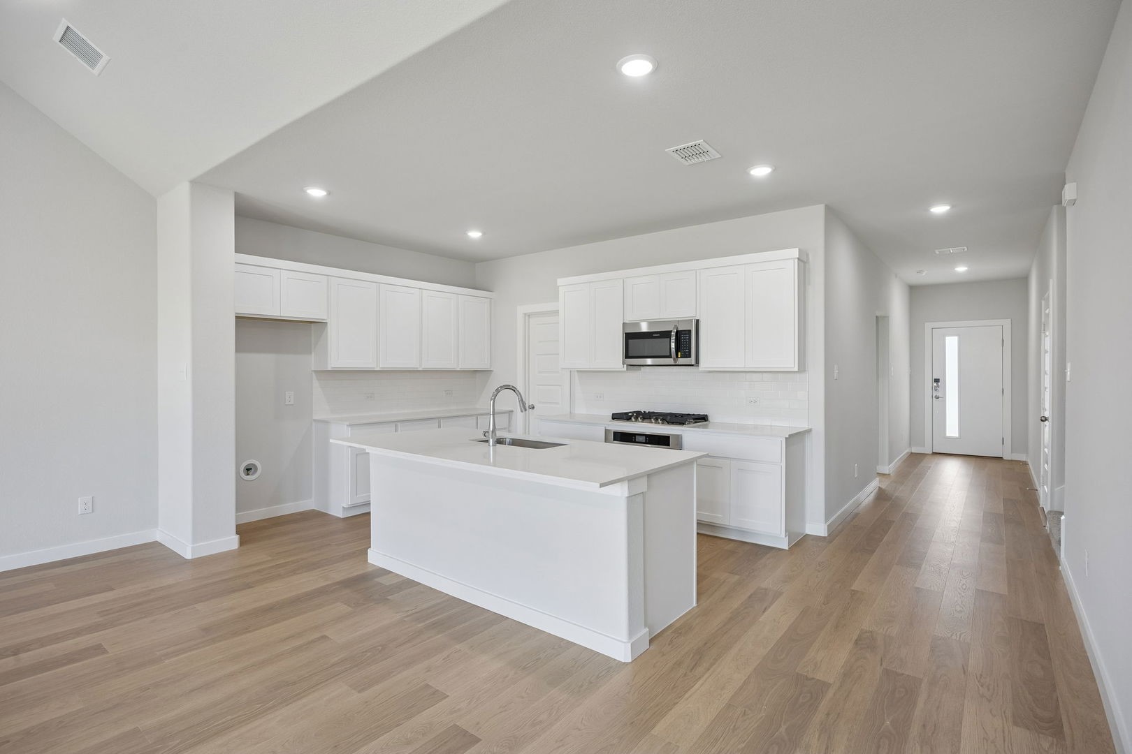 1102 Ocean Breeze Way Princeton TX 75407