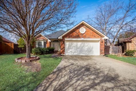 959 Freshwood Court Arlington TX 76017