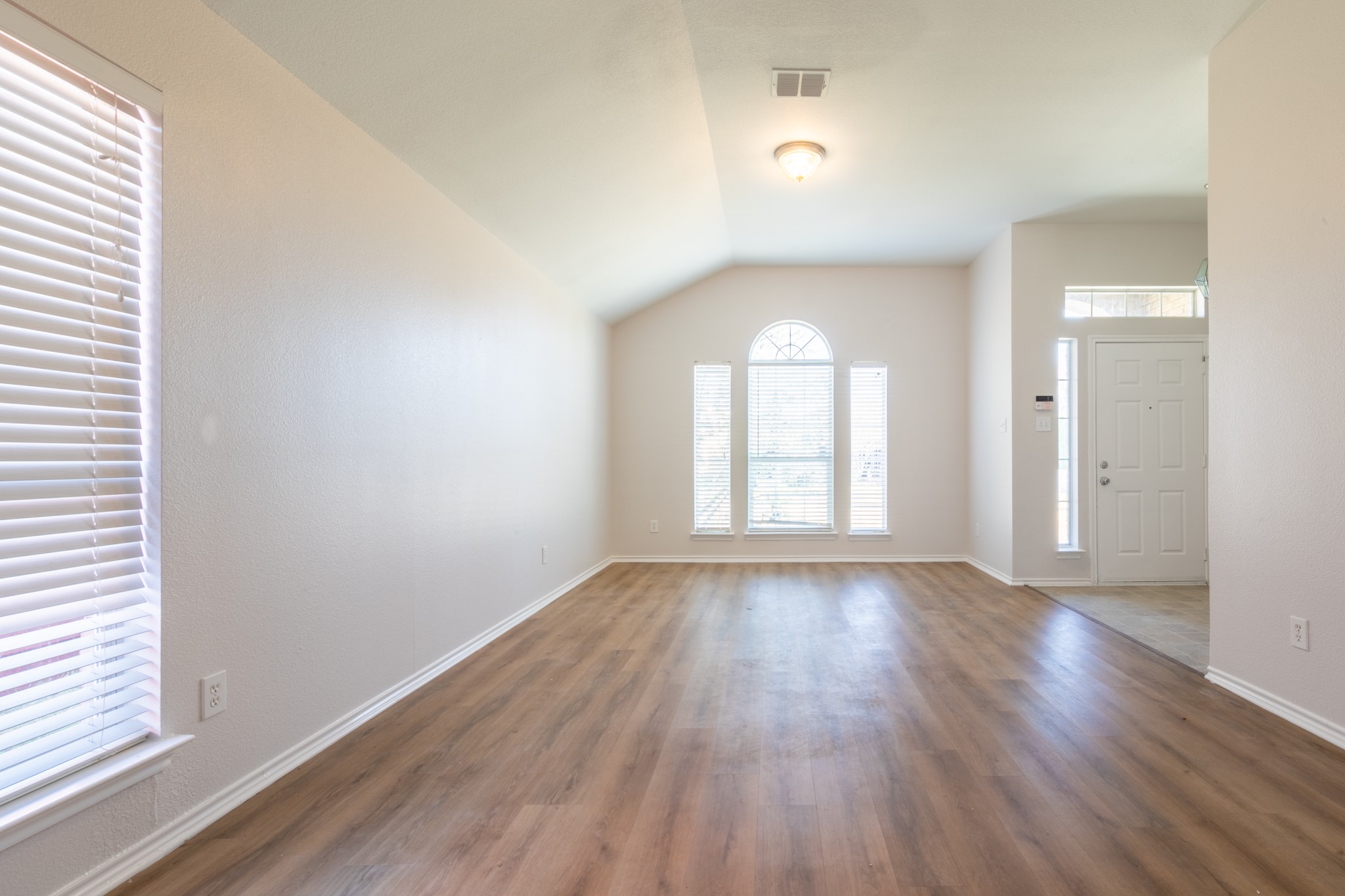 959 Heather Street Burleson TX 76028