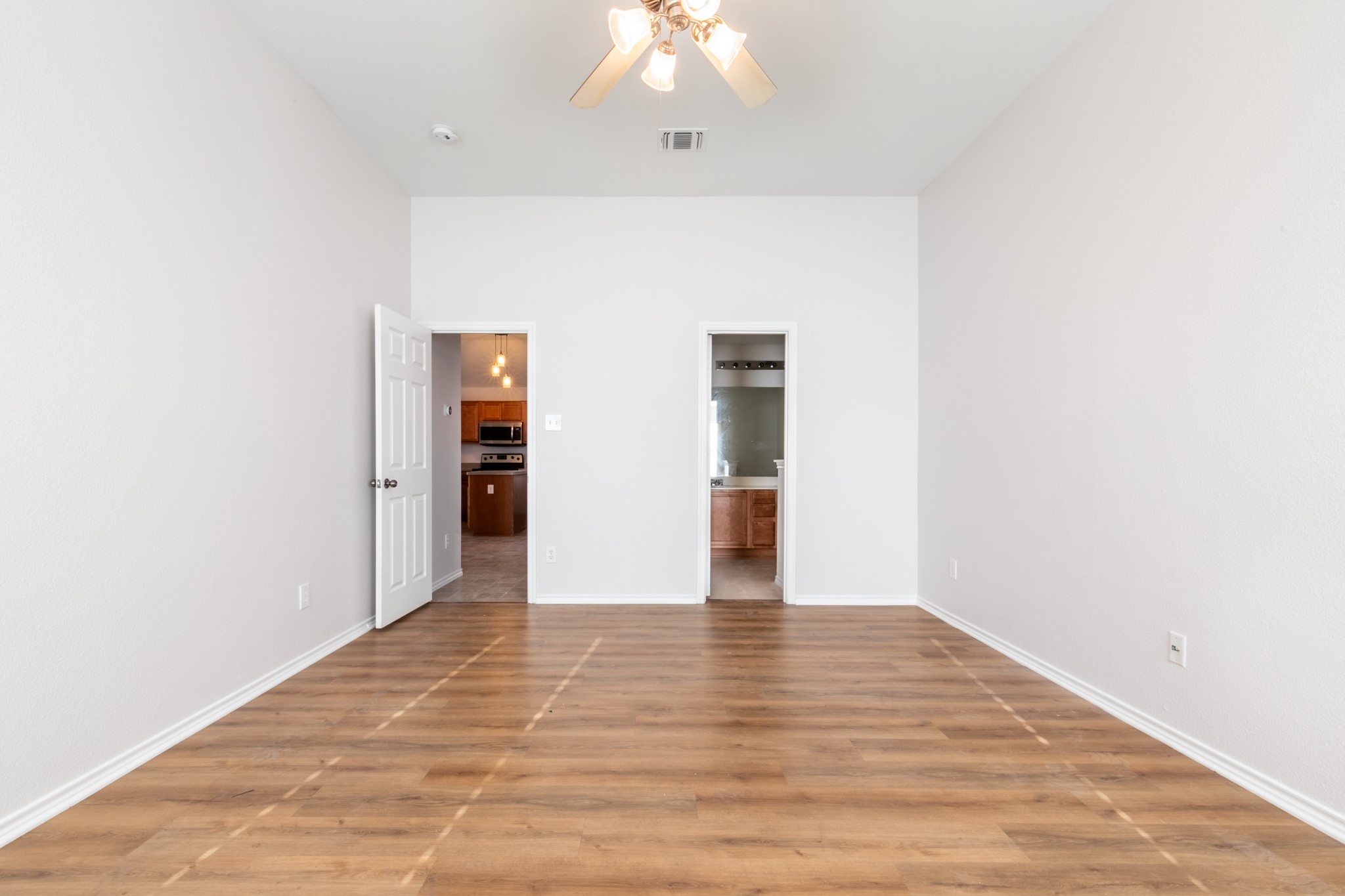 959 Heather Street Burleson TX 76028