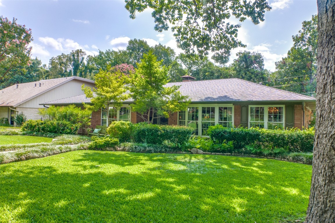 8154 San Cristobal Drive Dallas TX 75218