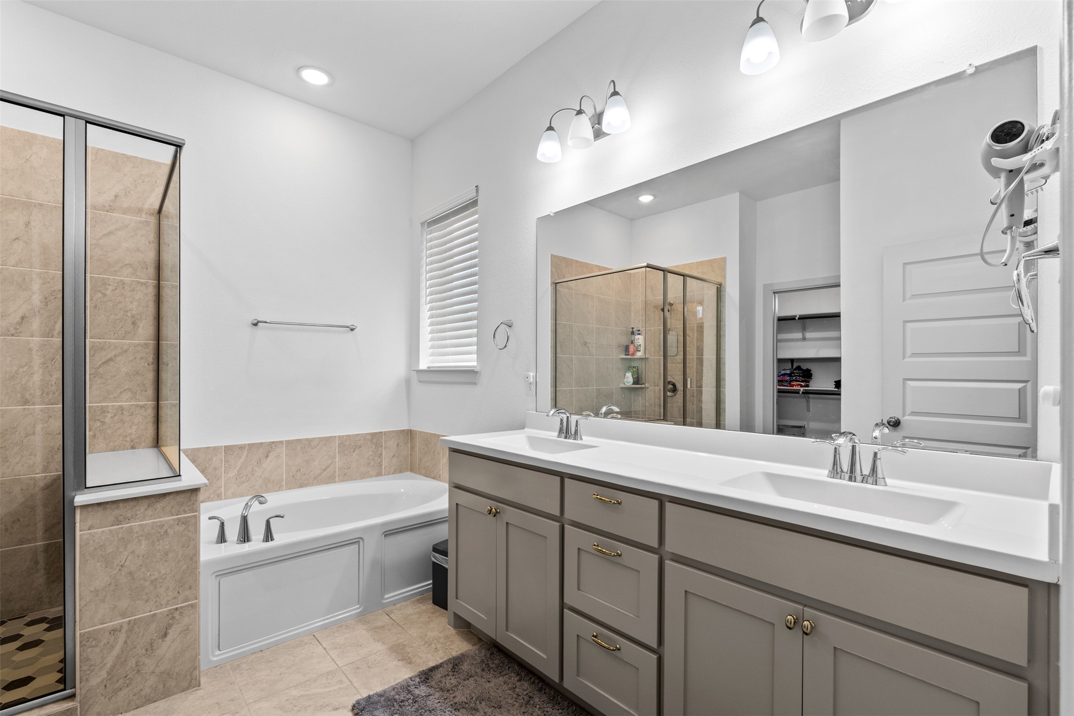 4315 Smokey Quartz Lane Arlington TX 76005