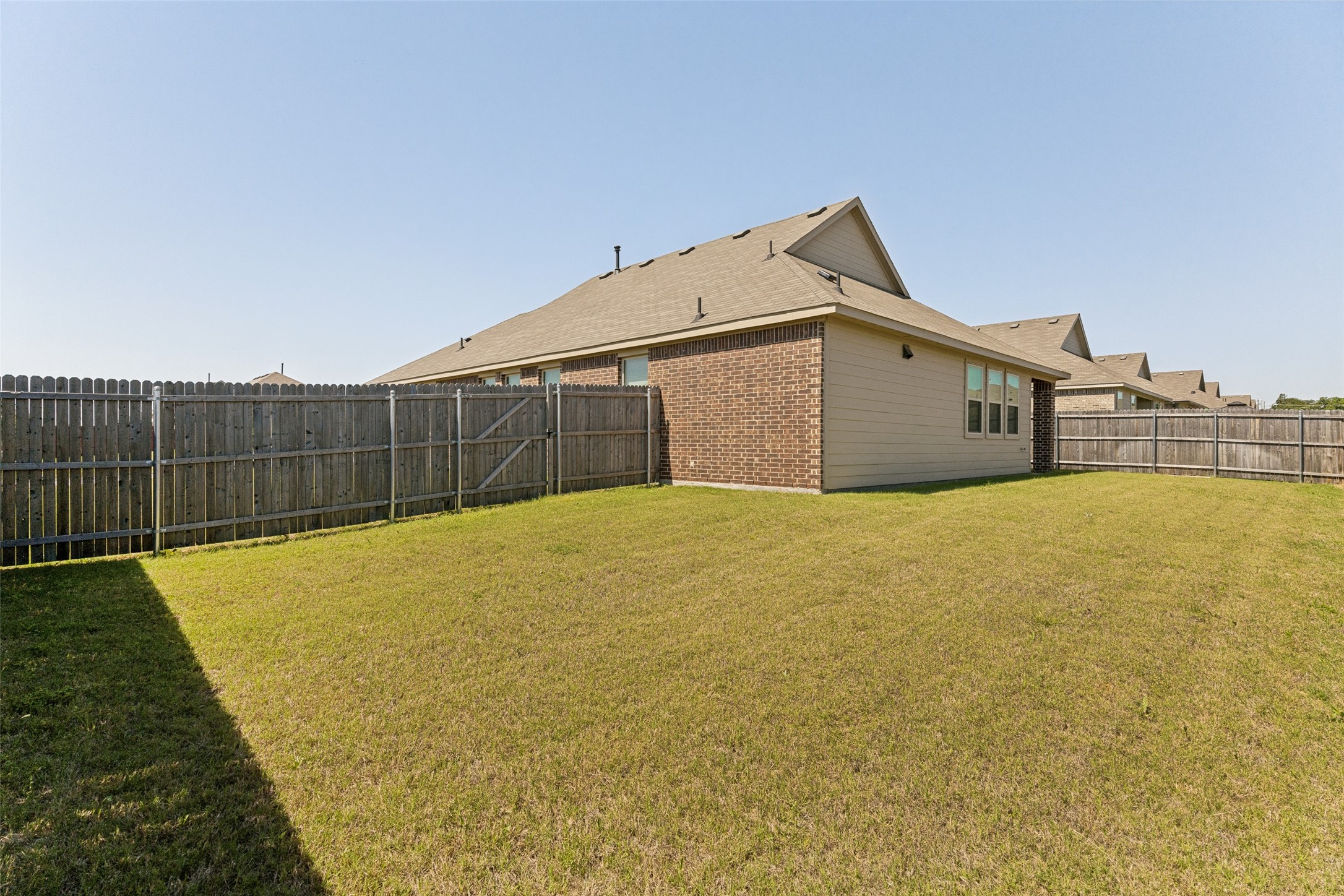 1237 Almond Road Azle TX 76020