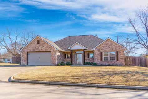 504 Jouette Street Farmersville TX 75442