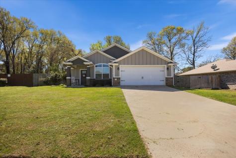 307 Mission Crest Circle Lindale TX 75771